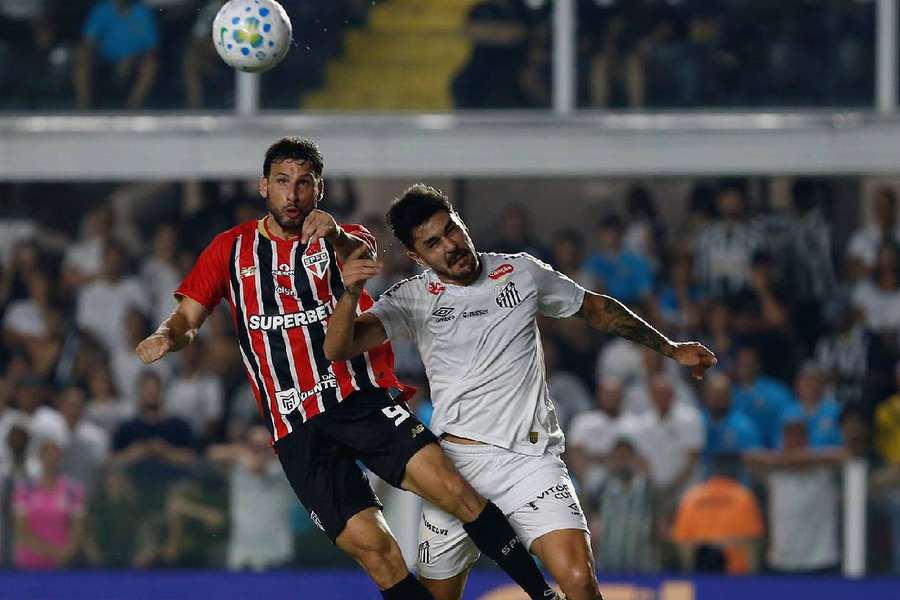 São Paulo e Santos buscam desbancar maior favoritismo do Palmeiras São Paulo e Santos buscam desbancar maior favoritismo do Palmeiras