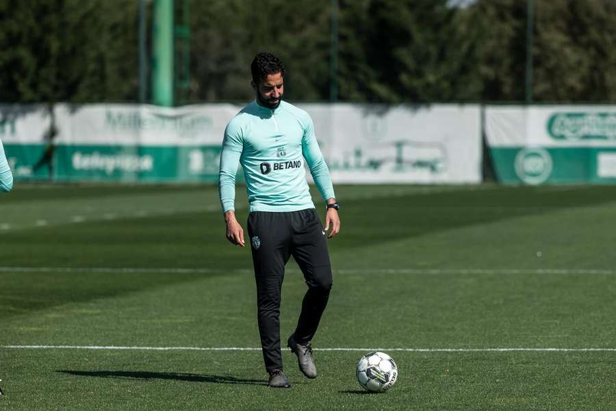 Rúben Amorim chamou três sub-23 ao treino do Sporting