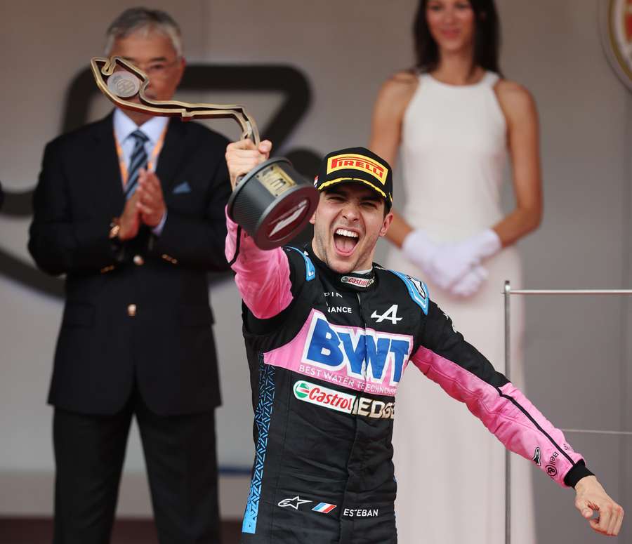 Esteban Ocon vibrou muito com seu primeiro pódio em 2023
