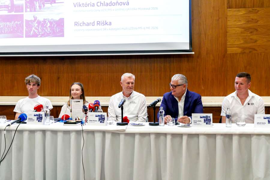 Tlačová beseda Slovenského zväzu cyklistiky po tohtoročnom úspešnom svetovom a európskom šampionáte. Tlačová beseda Slovenského zväzu cyklistiky po tohtoročnom úspešnom svetovom a európskom šampionáte.