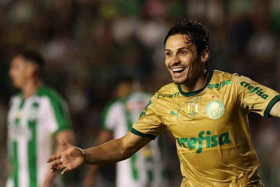 Raphael Veiga marcou no último encontro com o Papo