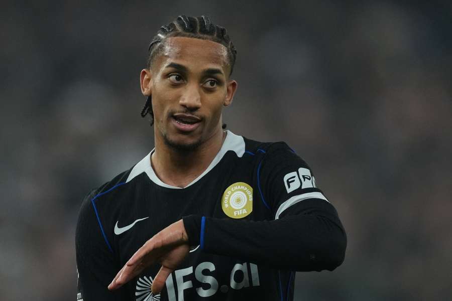 João Pedro brilhou na vitória do Chelsea sobre Aston Villa