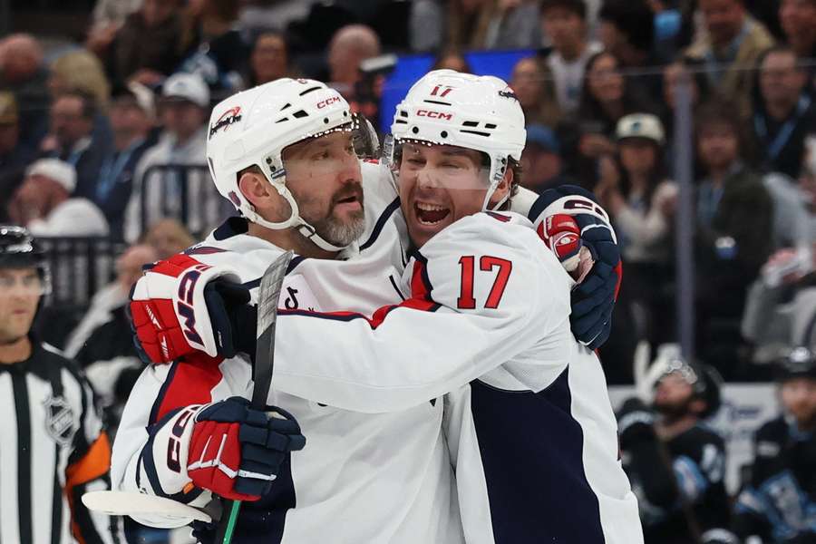 Owieczkin strzelił kolejnego hat-tricka i tym samym pobił kolejny rekord Owieczkin strzelił kolejnego hat-tricka i tym samym pobił kolejny rekord