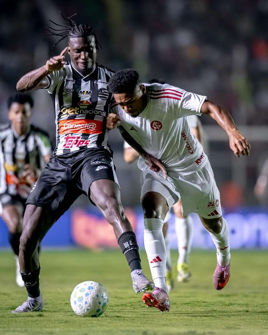 Ronaldo Tavares é o destaque do Athletic na temporada