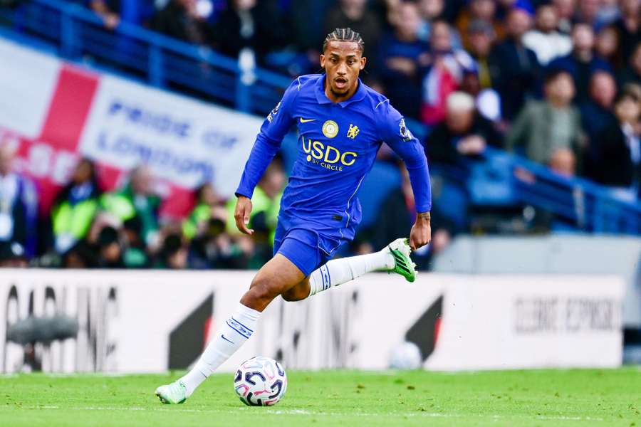 João Pedro tem cinco gols em seis jogos na atual temporada da Premier League João Pedro tem cinco gols em seis jogos na atual temporada da Premier League