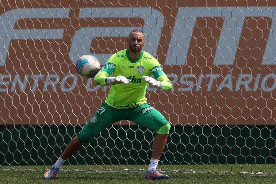 Weverton está de volta à Seleção