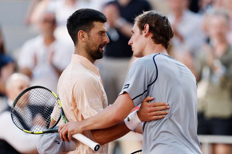 Novak Djokovic et Valentin Royer