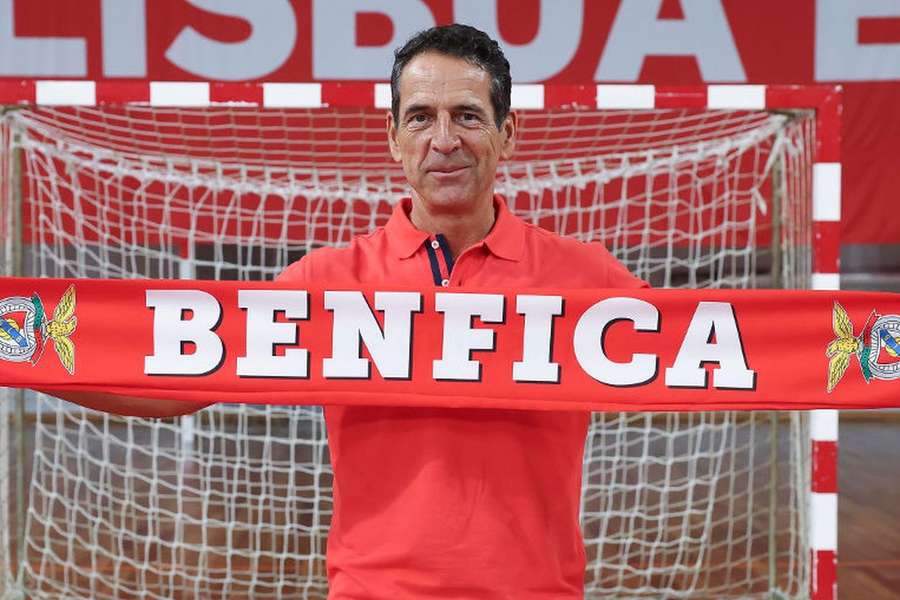 Luís Monteiro assinou até 2026 com o Benfica