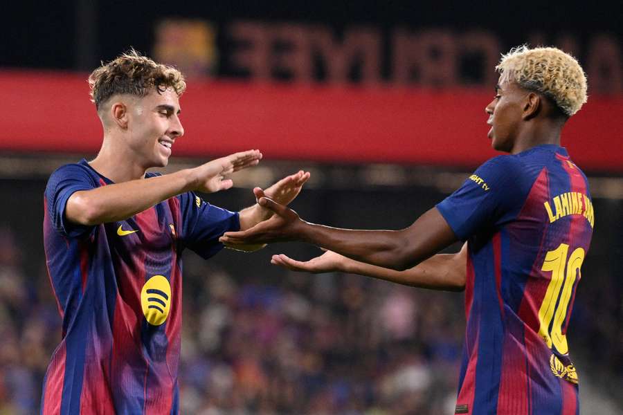 Fermín y Lamine Yamal celebran la goleada del Barça al Como