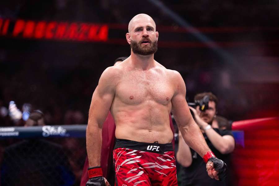 Jiří Procházka v kleci organizace UFC.