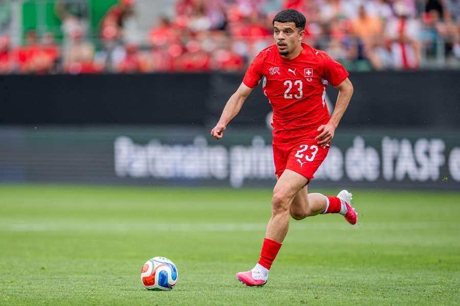 Zeki Amdouni, le "Messi suisse" qui s'apprête à affronter son idole Zeki Amdouni, le "Messi suisse" qui s'apprête à affronter son idole