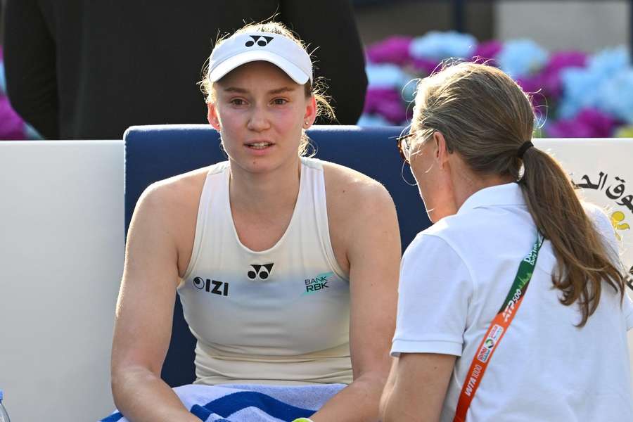 Elena sofreu com fatiga Elena sofreu com fatiga