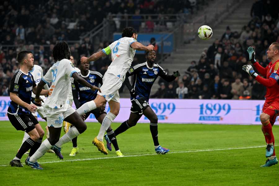 Marseille remizovala se Štrasburkem 1:1.