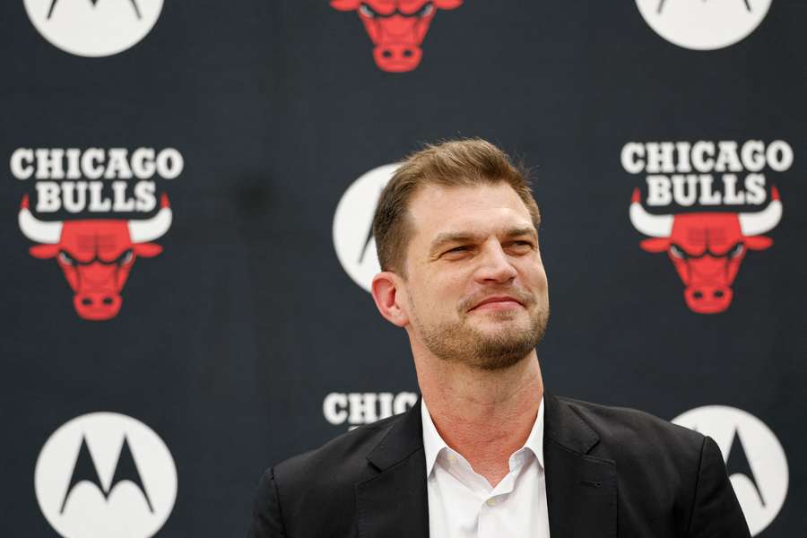 Splitter durante coletiva no Advocate Center Splitter durante coletiva no Advocate Center