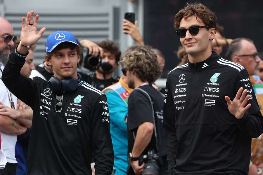 A Mercedes definiu sua dupla de pilotos para 2026