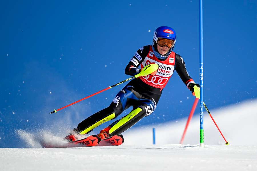 Mikaela Shiffrinová vyhrála slalom v Aare o 1,24 vteřiny před Zrinkou Ljutičovou.