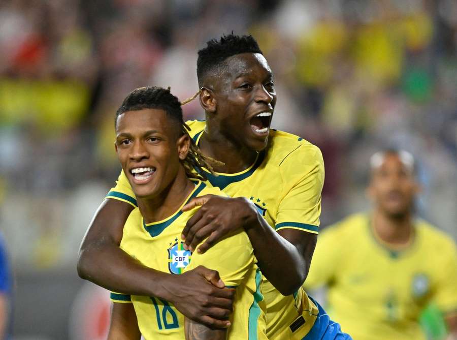 Danilo e Luiz Henrique estão entre as unanimidades para a Copa do Mundo