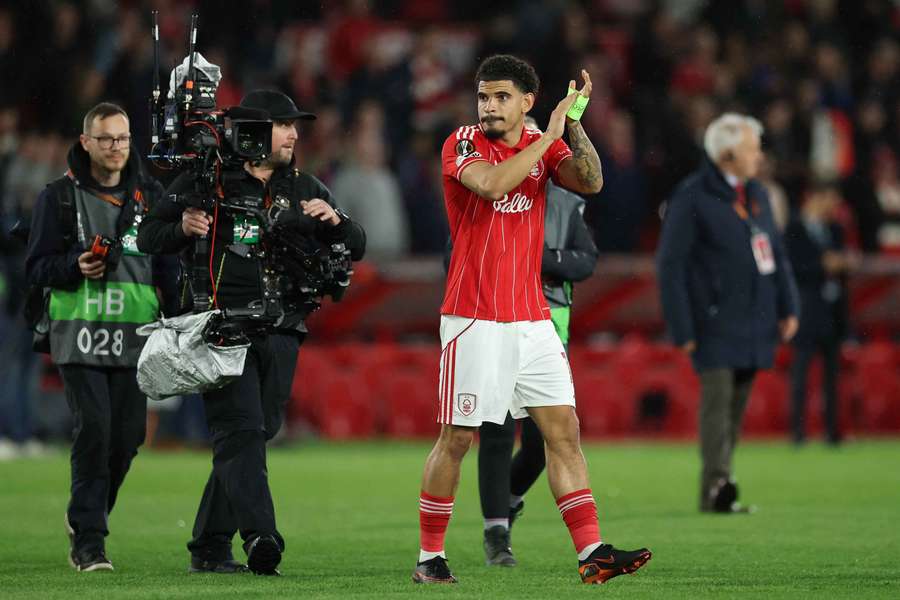 Forest matchwinner Gibbs-White sends support to Anderson after reaching ECL semis Forest matchwinner Gibbs-White sends support to Anderson after reaching ECL semis