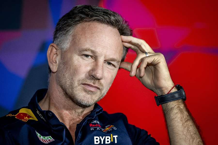 Red Bull laat momenteel een onafhankelijke instantie onderzoek doen naar de beschuldigingen over grensoverschrijdend gedrag van Horner