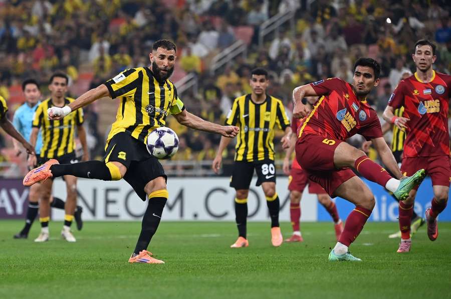 Benzema ao serviço do Al-Ittihad