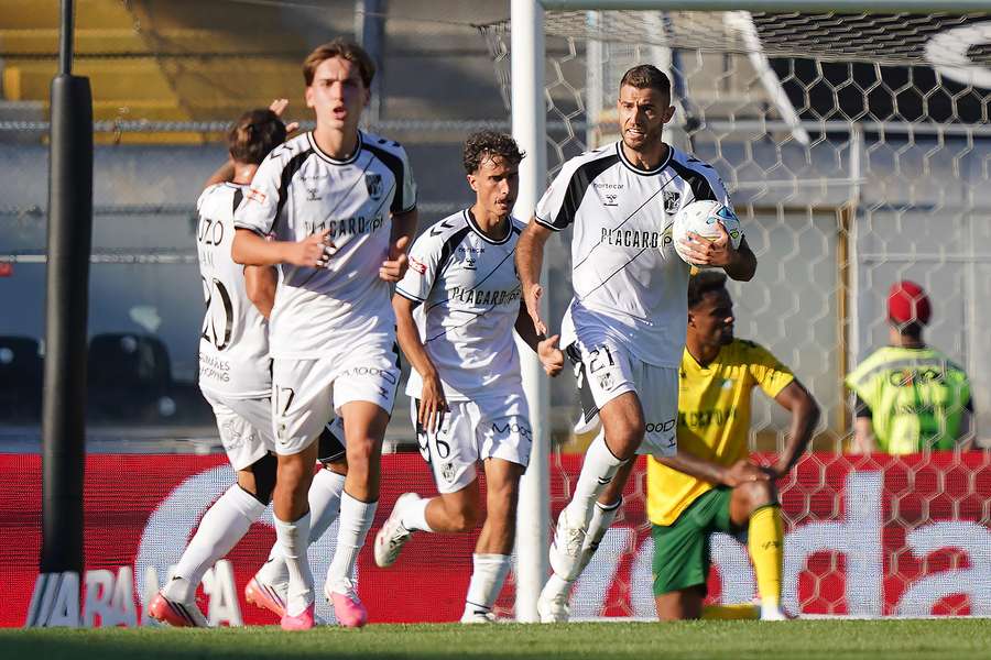 Vitória SC ocupa o 15.º lugar do campeonato Vitória SC ocupa o 15.º lugar do campeonato