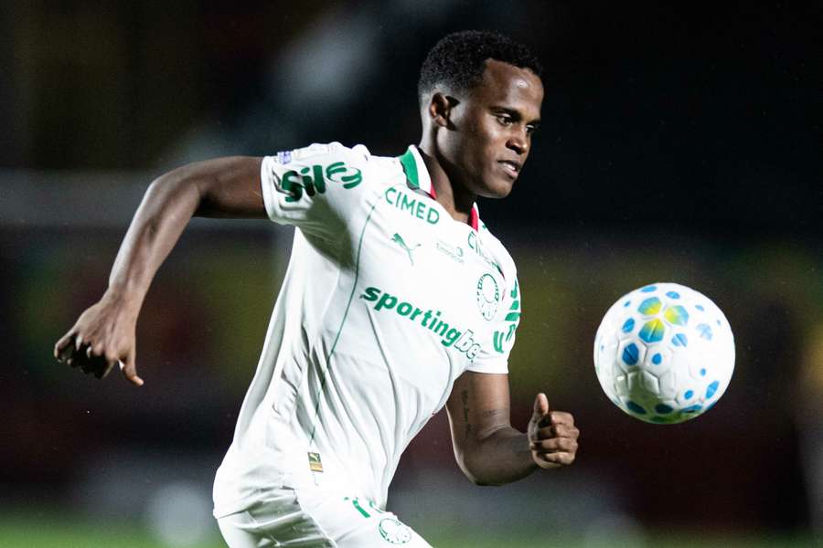 Arias tem estado em bom nível no Palmeiras