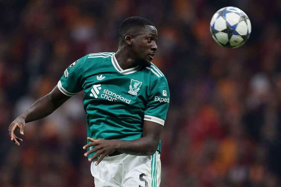 Konaté ainda não renovou com Liverpool
