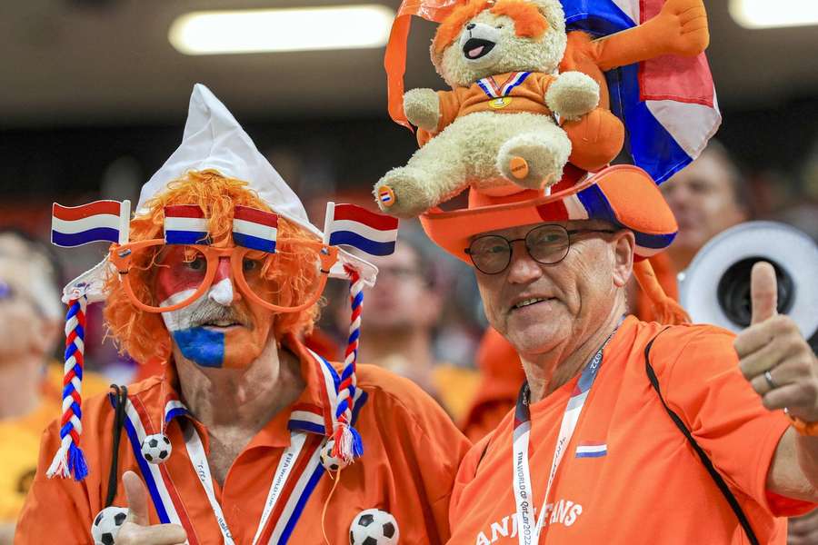 Oranje-fans in de wedstrjid tegen Qatar