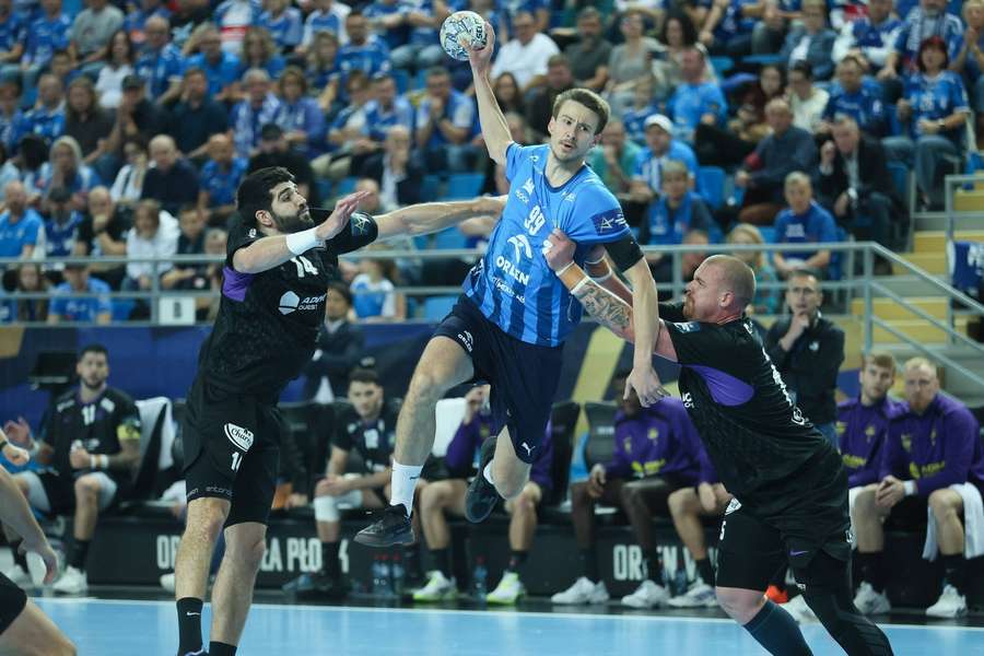 Wisła Płock wygrała grupę Ligi Mistrzów po pokonaniu Nantes i powalczy o ćwierćfinał Wisła Płock wygrała grupę Ligi Mistrzów po pokonaniu Nantes i powalczy o ćwierćfinał