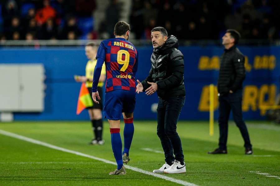 Francisco García Pimienta avec Abel Ruiz lors d'un derby Barça B - Espanyol B le 4 janvier 2020 Francisco García Pimienta avec Abel Ruiz lors d'un derby Barça B - Espanyol B le 4 janvier 2020