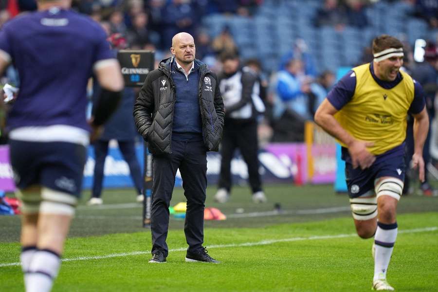 Townsend (L) watches on as Scotland warm up