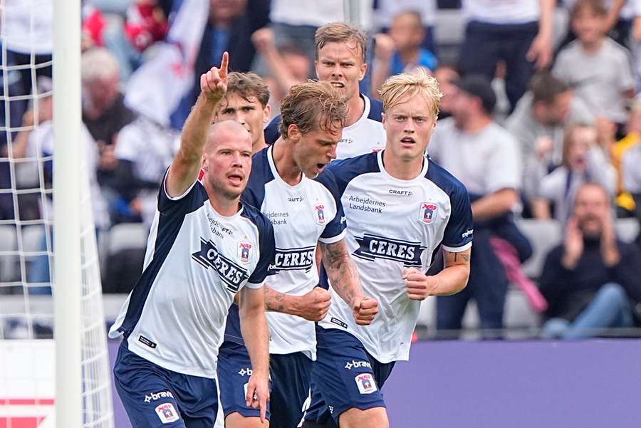 Nicolai Poulsen udlignede til 1-1 for århusianerne.