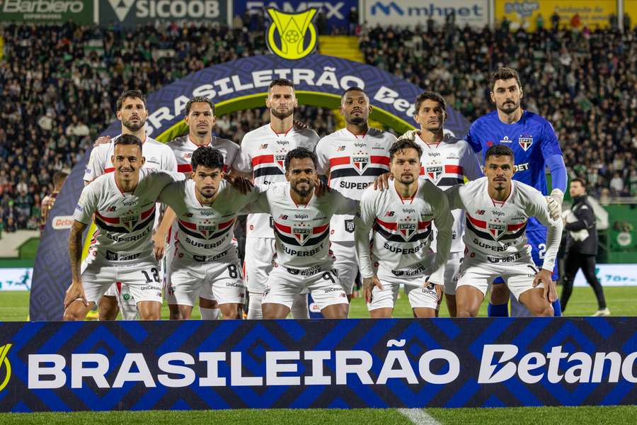 São Paulo está na berlinda com resultados negativos em sequência no torneio nacional São Paulo está na berlinda com resultados negativos em sequência no torneio nacional