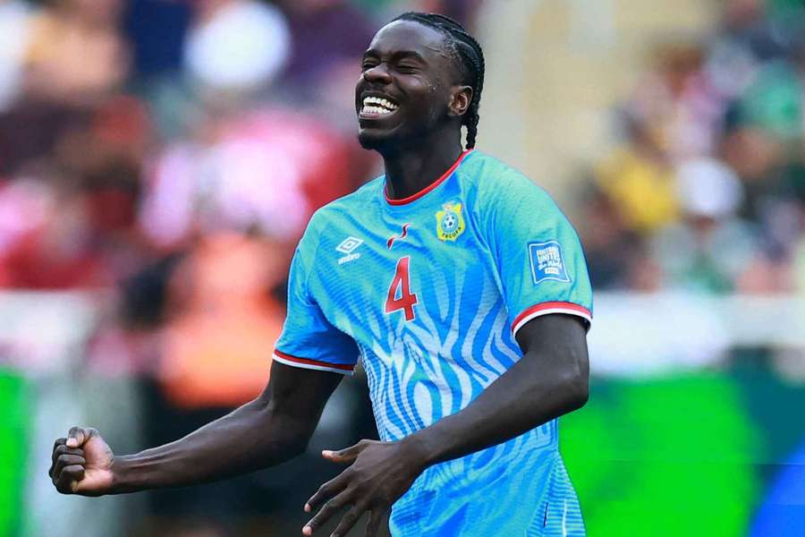 Tuanzebe garantiu a vaga da RD Congo na Copa do Mundo Tuanzebe garantiu a vaga da RD Congo na Copa do Mundo