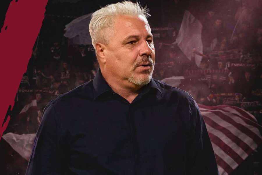 CFR Cluj l-a prezentat oficial pe Marius Șumudică CFR Cluj l-a prezentat oficial pe Marius Șumudică