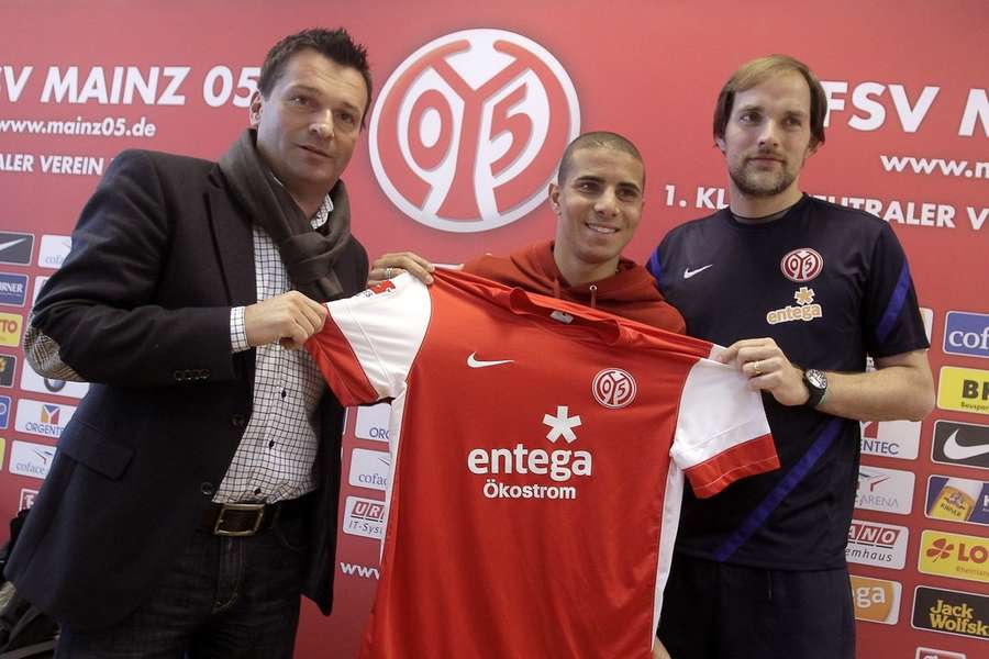 Christian Heidel (hier mit Mohamed Zidan und Thomas Tuchel) sieht Tuchel als Idealbesetzung für das Traineramt des FCB