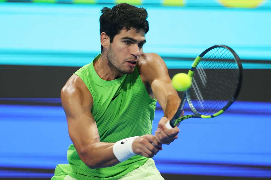 Alcaraz steht in Doha das erste Mal seit seinem Titel in Melbourne wieder auf dem Court Alcaraz steht in Doha das erste Mal seit seinem Titel in Melbourne wieder auf dem Court