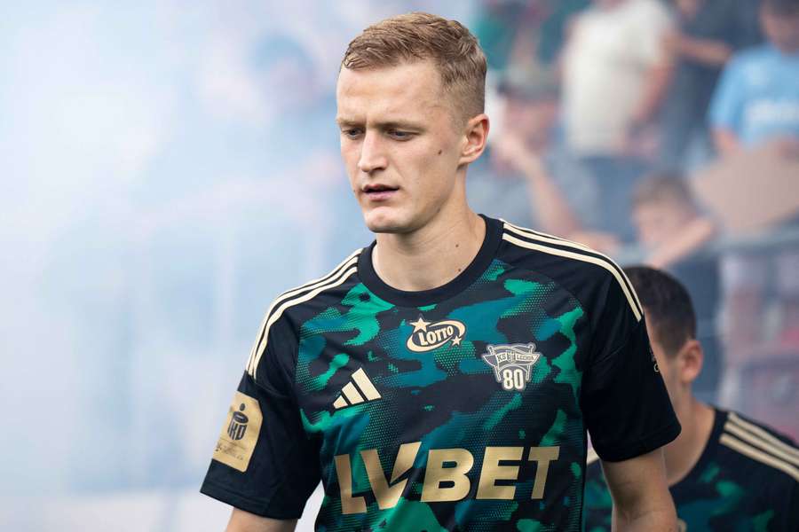 Bobček v drese Lechie.