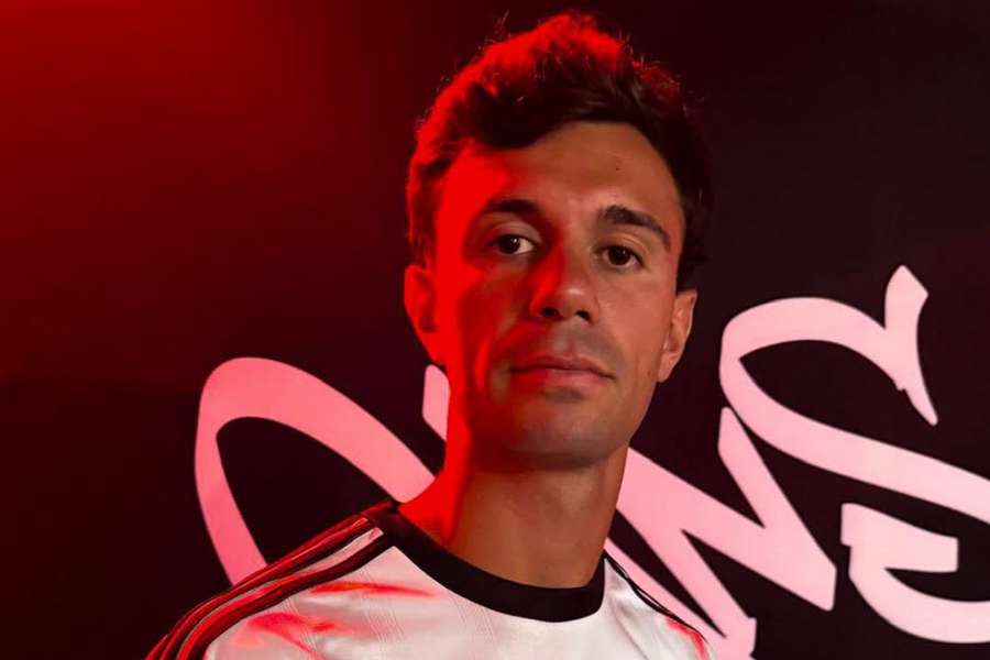 Henrique Araújo já assinou pelo Casa Pia