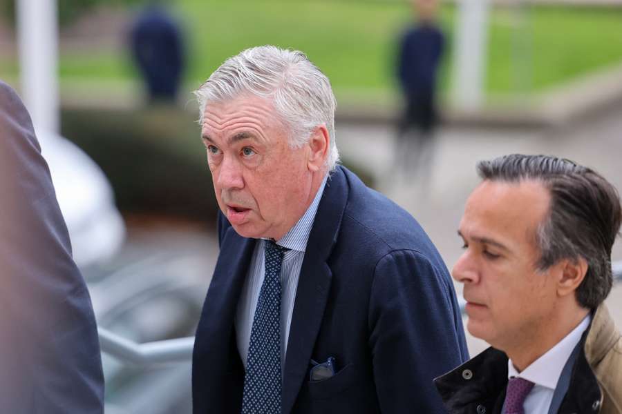 Carlo Ancelotti llegando a la Audiencia Provincial de Madrid.