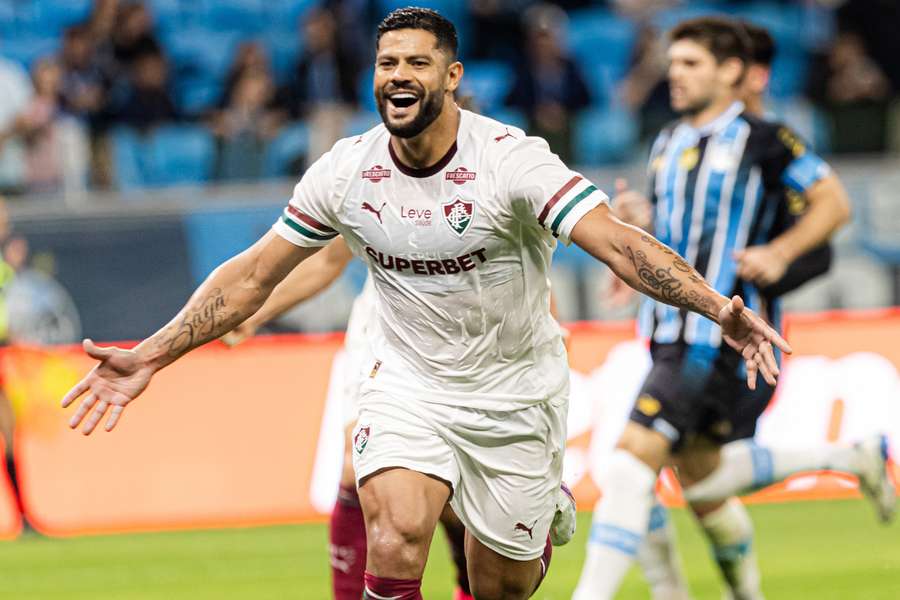 Hulk fez o gol do Fluminense no empate com o Grêmio