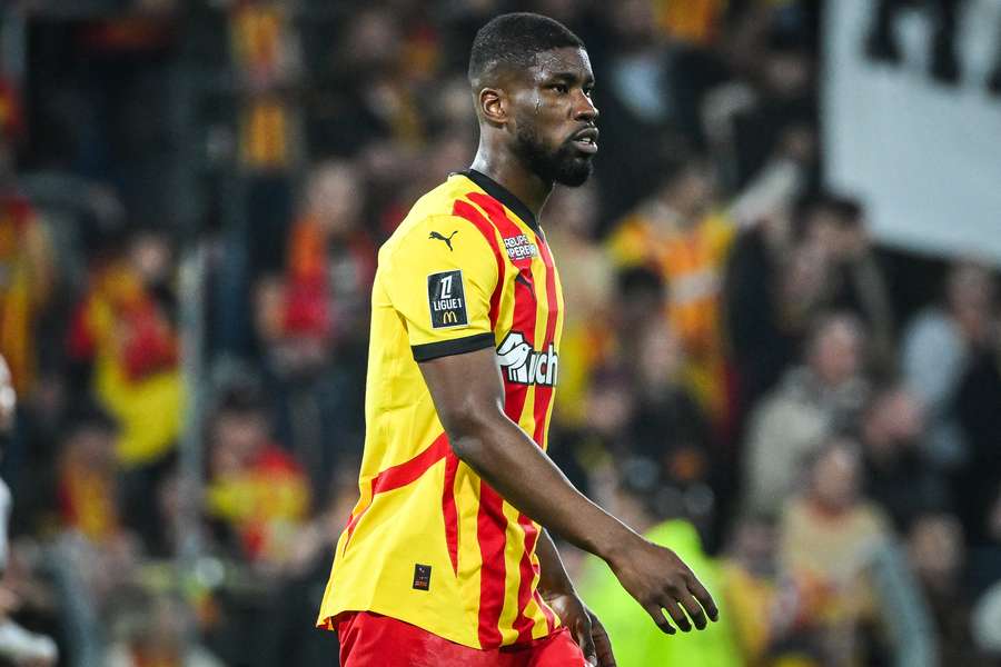 Kevin Danso ao serviço do Lens