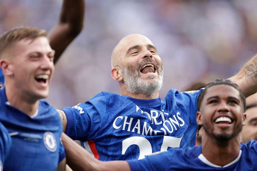 Premier League Glory? Chelsea Backed for Title by Italian Legend Vieri, Who Praises Maresca’s Impact Premier League Glory? Chelsea Backed for Title by Italian Legend Vieri, Who Praises Maresca’s Impact