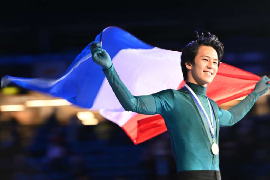 Le Français Adam Siao Him Fa champion d'Europe de patinage artistique