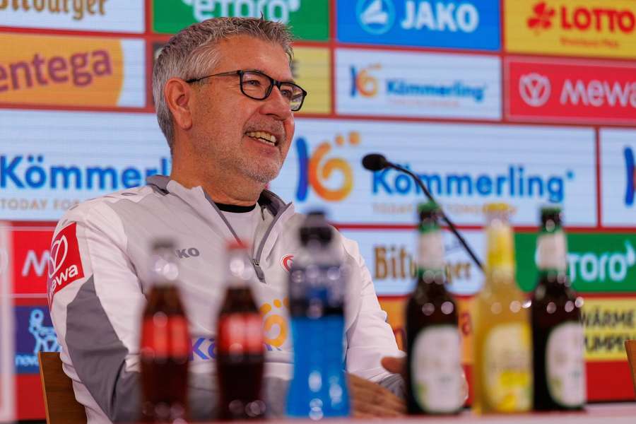 Trener Urs Fischer w Poznaniu rozpocznie "misję ratunkową" FSV Mainz Trener Urs Fischer w Poznaniu rozpocznie "misję ratunkową" FSV Mainz