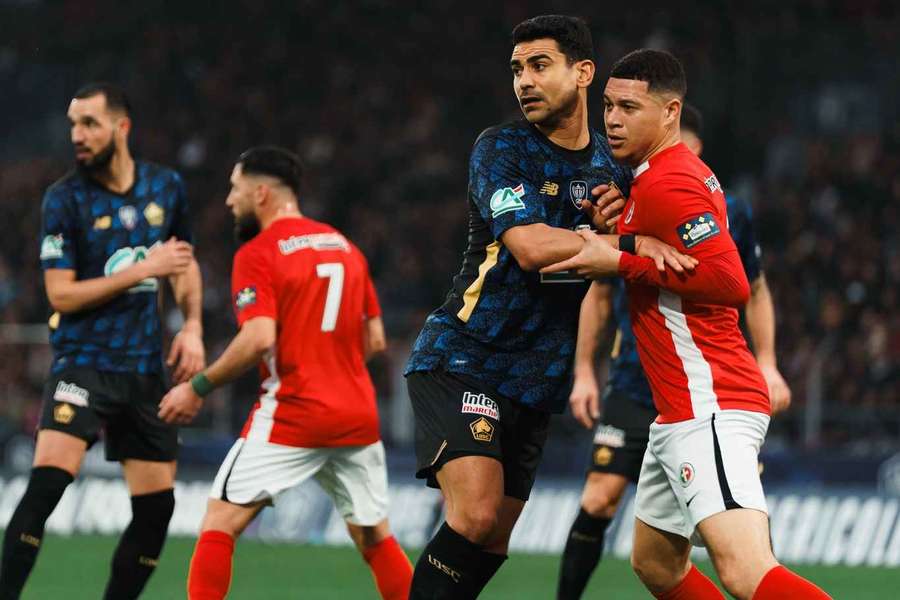 Lille sofreu para eliminar o Lusitanos