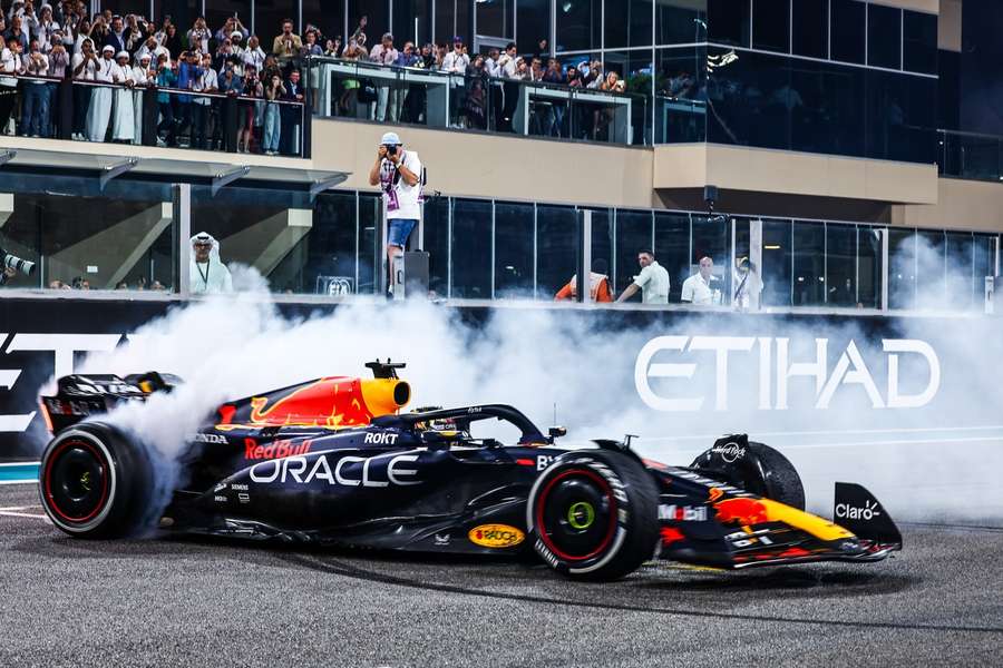 Red Bull Racing a câștigat 21 din 22 de Mari Premii în sezonul 2023