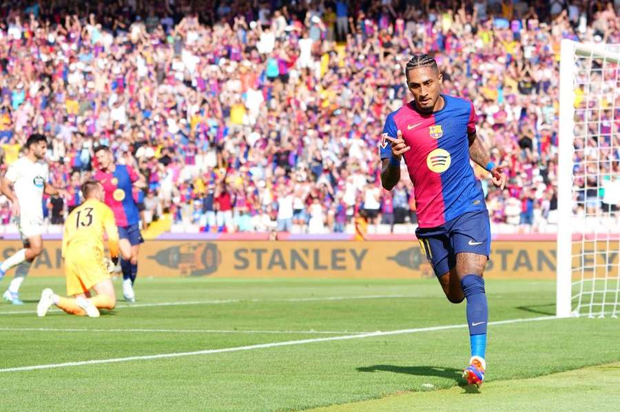 Raphinha scores against Valladolid