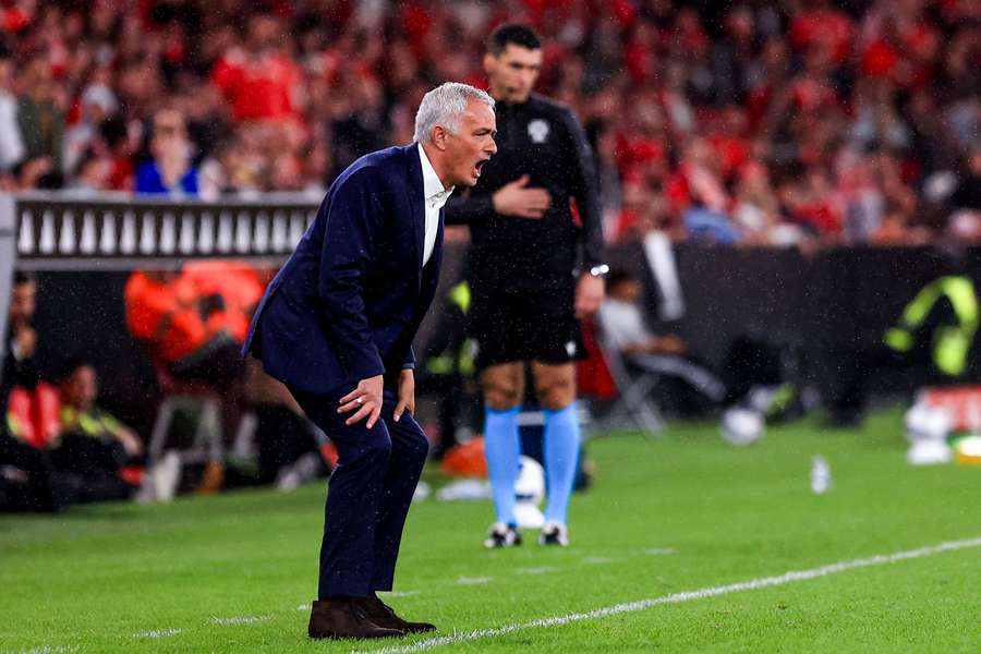 José Mourinho, treinador do Benfica José Mourinho, treinador do Benfica