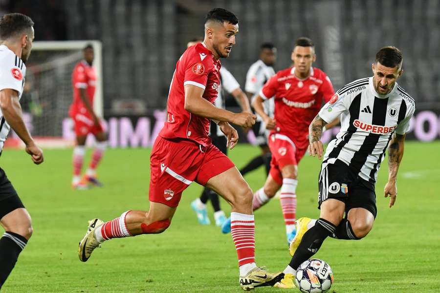LIVE Superliga Dinamo - ”U” Cluj LIVE Superliga Dinamo - ”U” Cluj